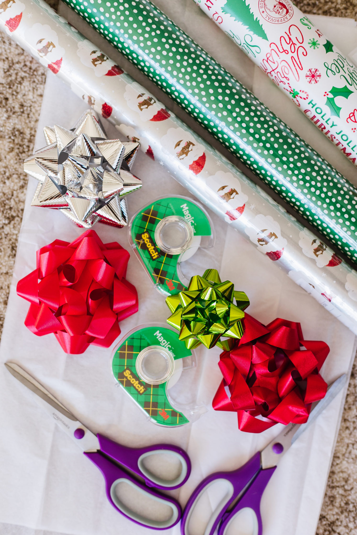 how-to-wrap-gifts-like-a-pro-life-with-nitraab