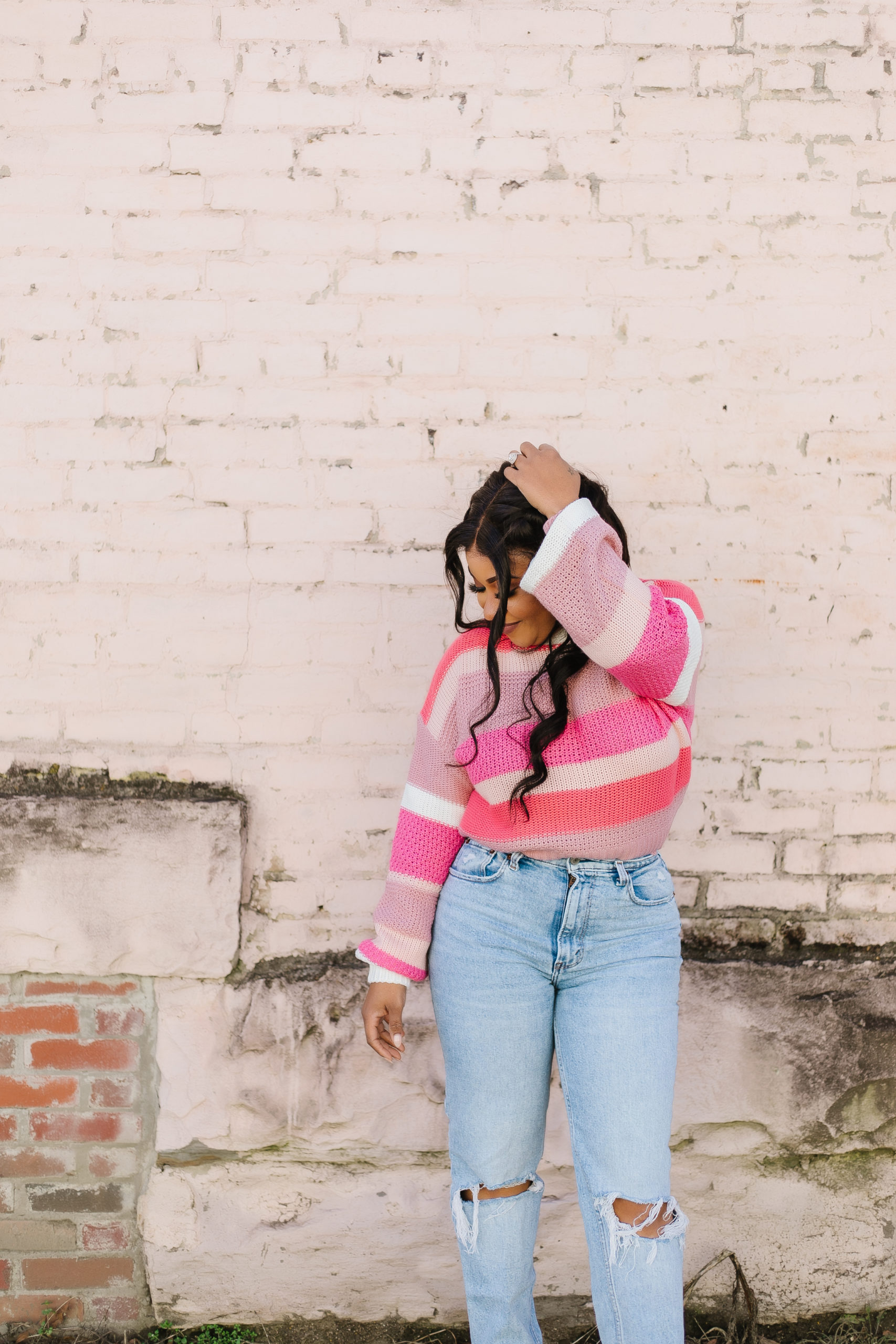 styling a pink sweater for winter