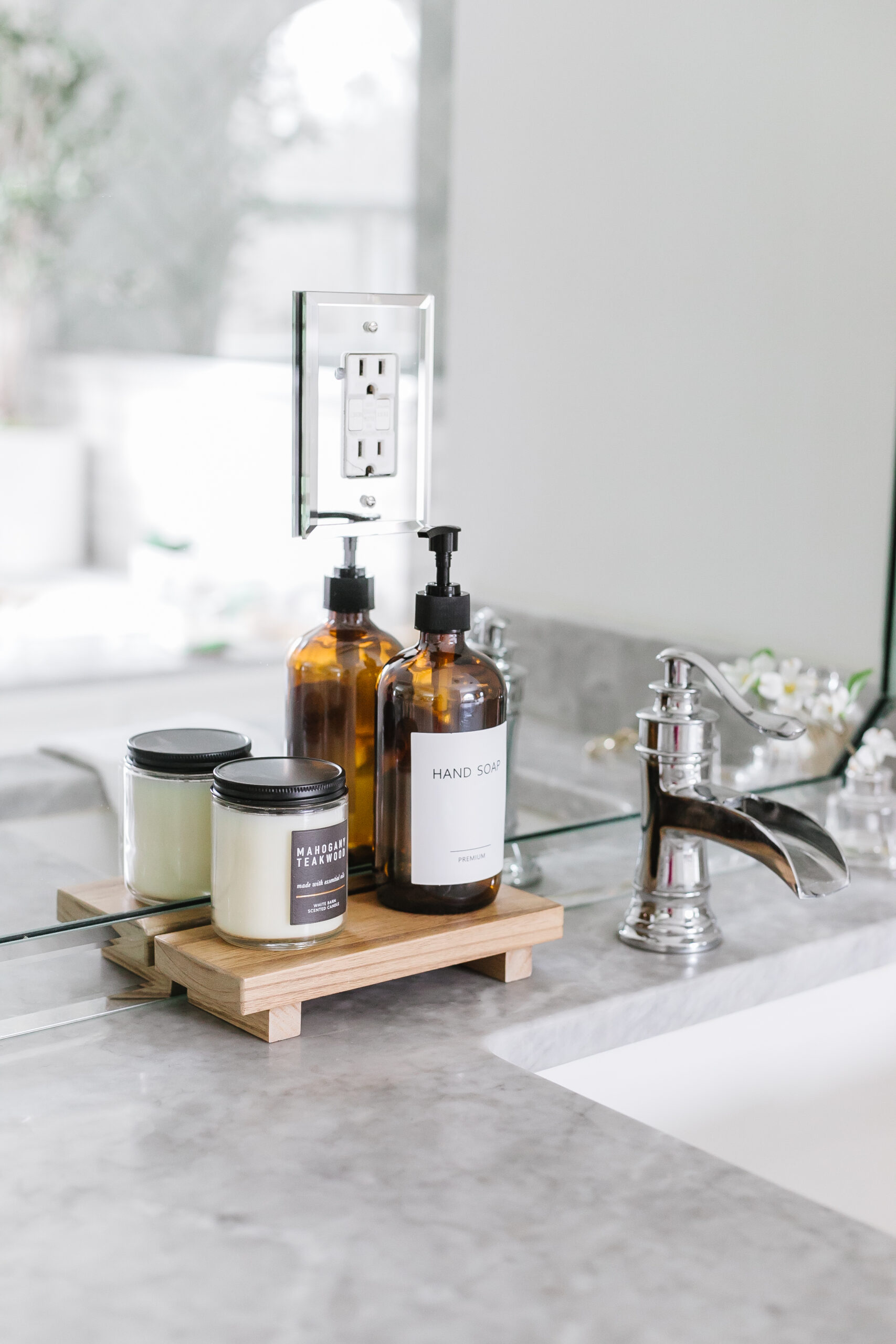 bathroom vanity top decorating ideas